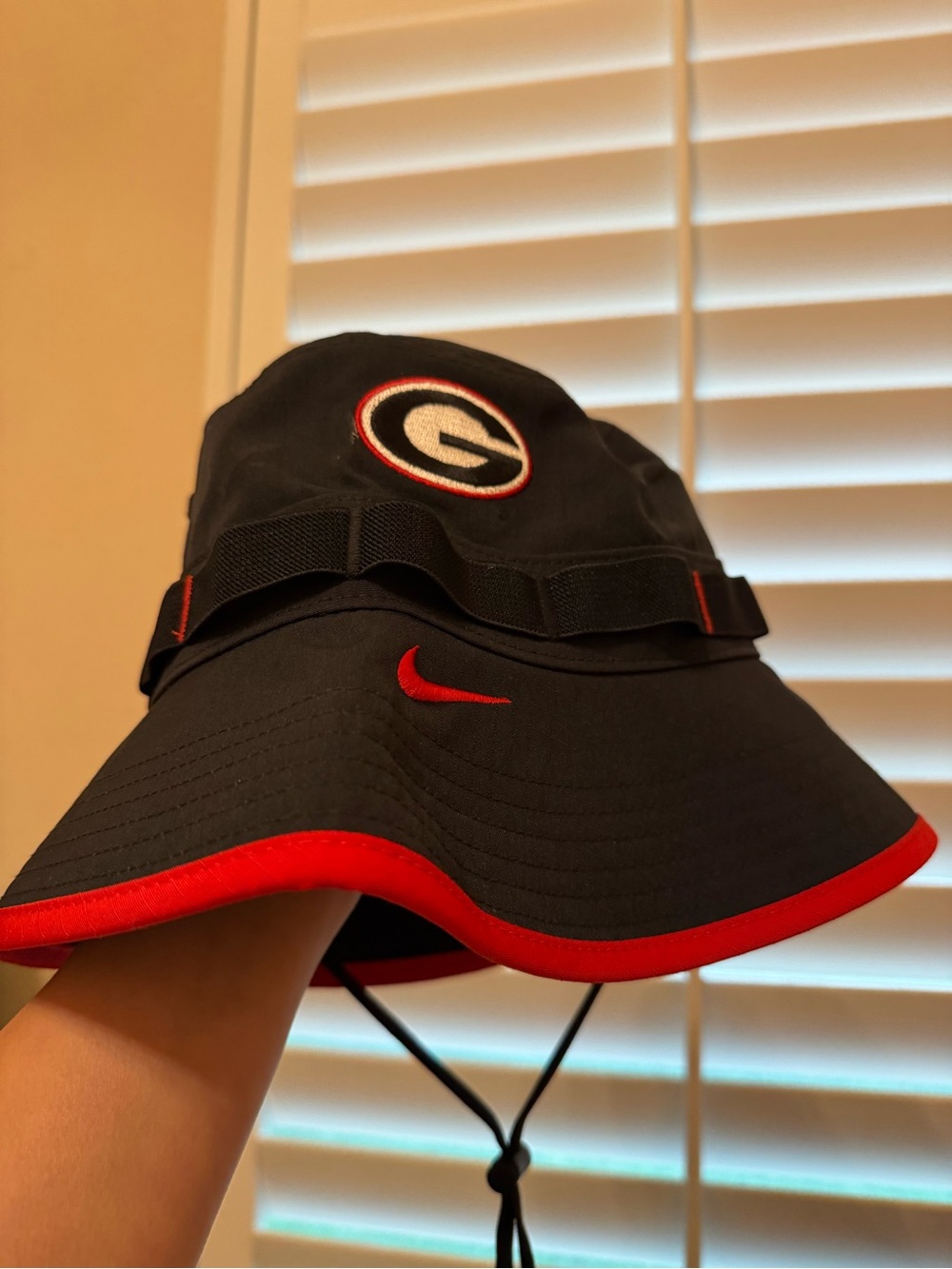 Nike Georgia Sideline Apex Boonie
Dri-FIT College Bucket Hat - Picture 2 of 9